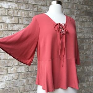 NWT Mossimo Supply Co Bell Sleeeve Top Blouse M🌸